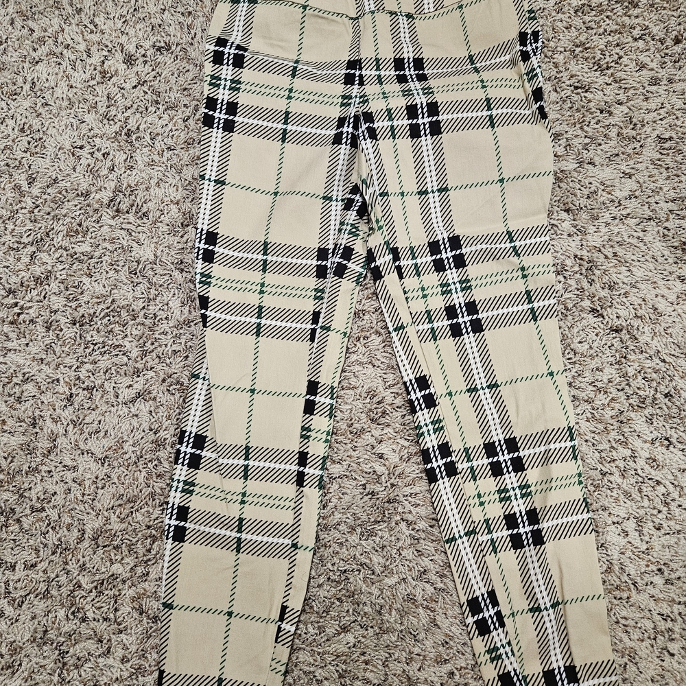 New York & Company Beige and Black Plaid Capri Pants